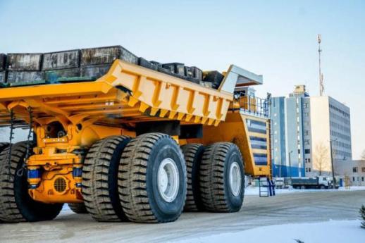 Belaz 450 tons, the largest dumper in the world