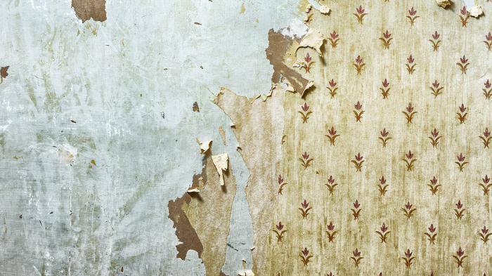 Can I wallpaper wallpaper on old wallpaper? Answers from experts