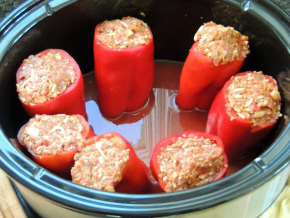 Cooking stuffed peppers in a multivark 