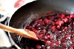 how to cook lingonberries for the winter