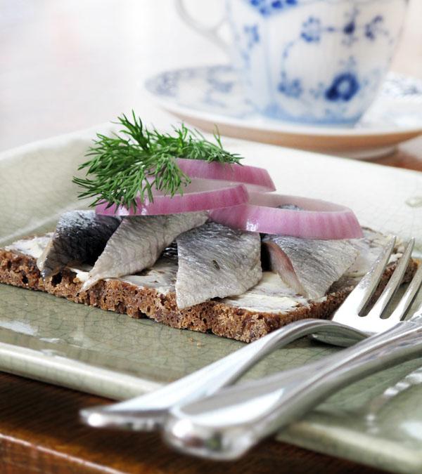 Marinated herring: 5 ways to cook
