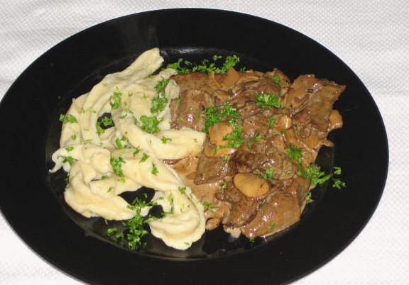 Beef liver in sour cream - delicious goulash for any garnish