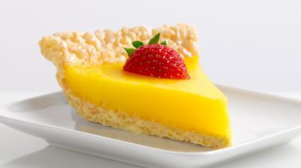Pie with a lemon of shortcake: a recipe. Lemon sand cake