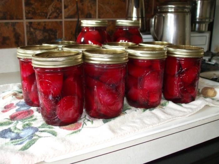 Delicious homemade preparations: beets for borsch for the winter