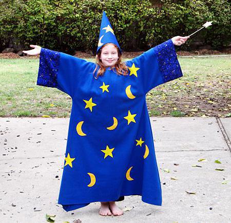 Stargazer is a costume that you can make by yourself in 30 minutes