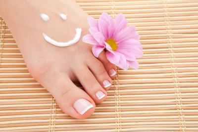 How to do a pedicure at home, or Legs - in the hands!