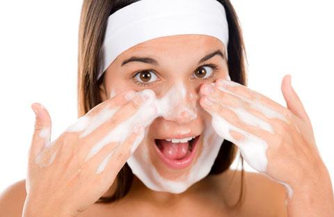 Mask-film for cleaning pores at home