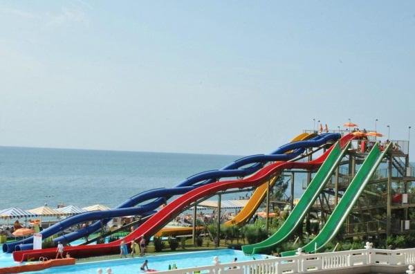 Meet: "Lighthouse". Aquapark in Sochi for family holidays