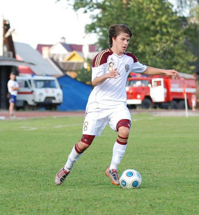 Talented midfielder Alexander Lomakin